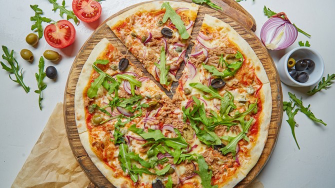 Amore pizza в рестобаре «Прожектор»