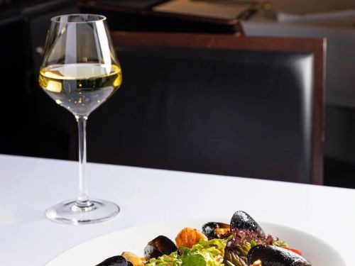 Знакомство с российскими винами в Pepe Nero Знакомство с российскими винами в Pepe Nero