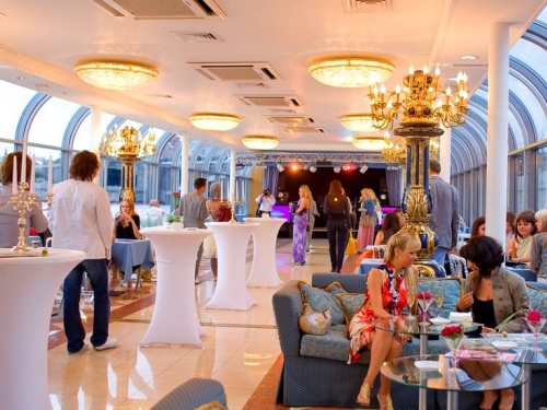 River Palace на Киевской - фото 1 из 9