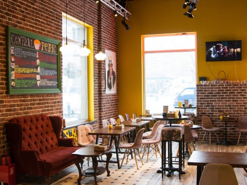 Френдс на Краснобогатырской / Central Perk - фото 3 из 3