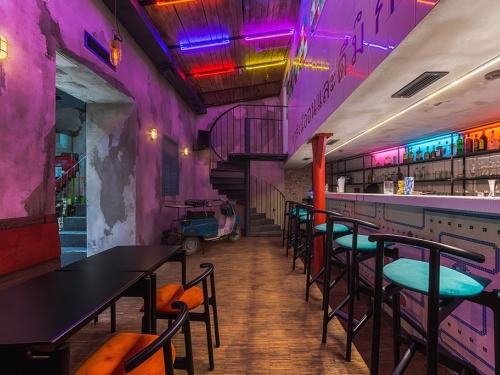 Neon Monkey на Большой Дмитровке - фото 2 из 3