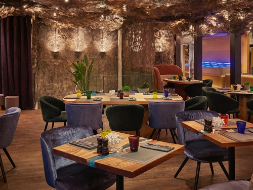 Humans Seafood Bar