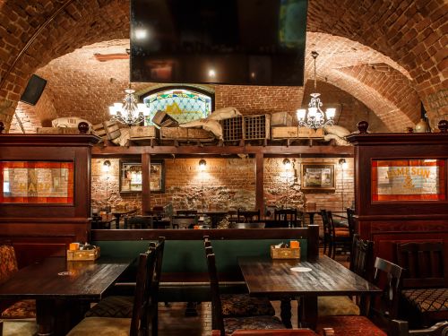 Tap & Barrel Pub